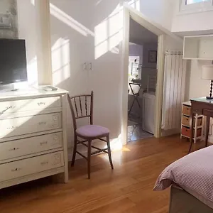  Apartamento Lovely Independent Mini-apartment In